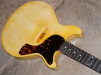 La cadette in tobacco stained nitro cellulose TV yellow&nbsp;&copy;&nbsp;2026&nbsp;42nd Street Guitars